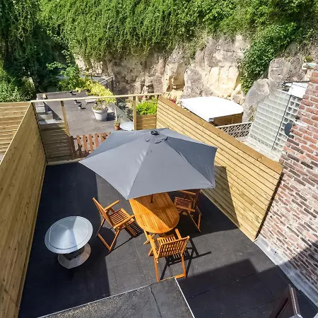 Alluring In Valkenburg With Garden *